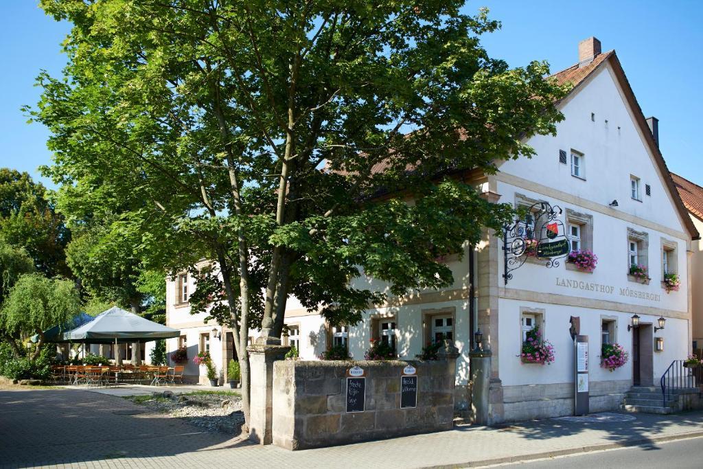 Hôtel Landgasthof Morsbergei à Bubenreuth Extérieur photo